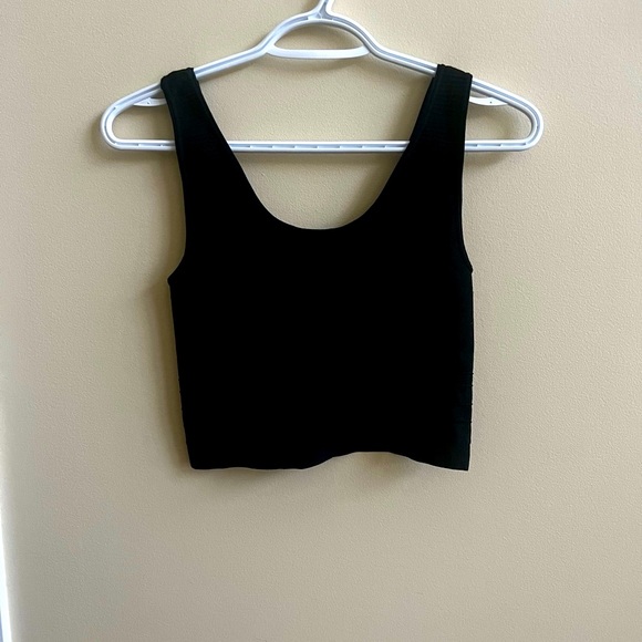 Bebe Slim Fit Sleeveless Black Crop Tank Top. Fits Medium and Large. - Picture 2 of 4